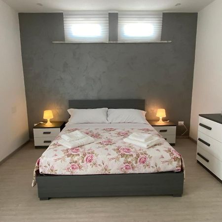 Melitta Apartment Giardini Naxos Dış mekan fotoğraf