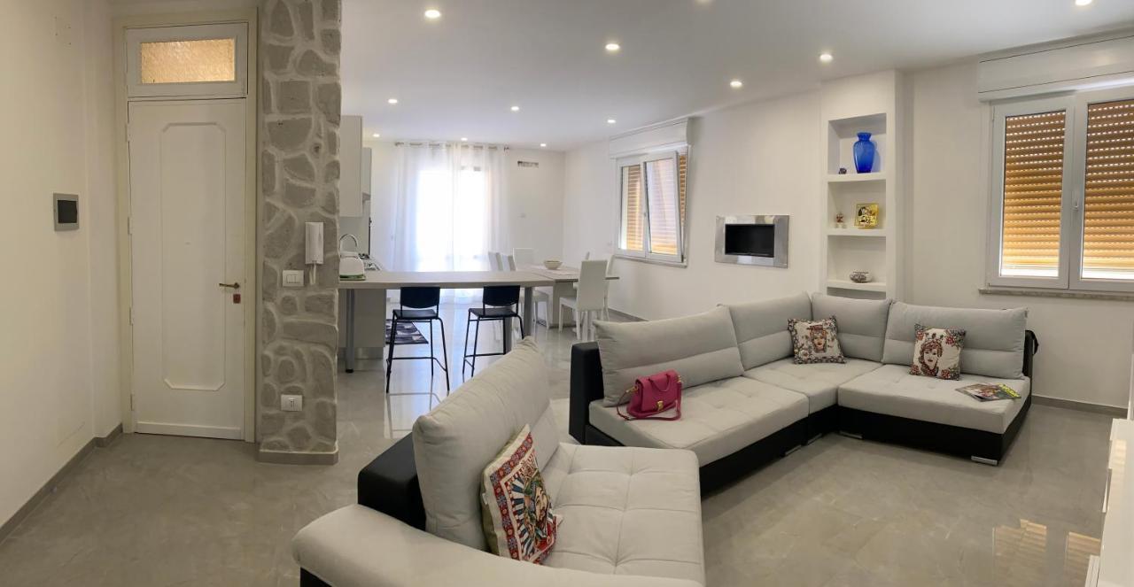 Melitta Apartment Giardini Naxos Dış mekan fotoğraf