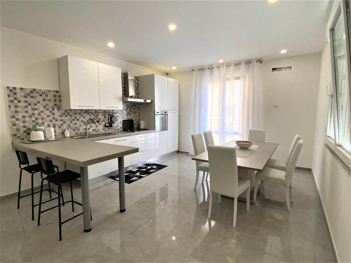 Melitta Apartment Giardini Naxos Dış mekan fotoğraf